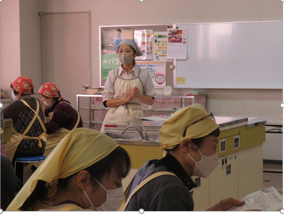 食改学習会での講義の様子