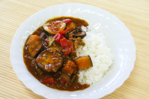 トマトたっぷり夏野菜カレーの写真