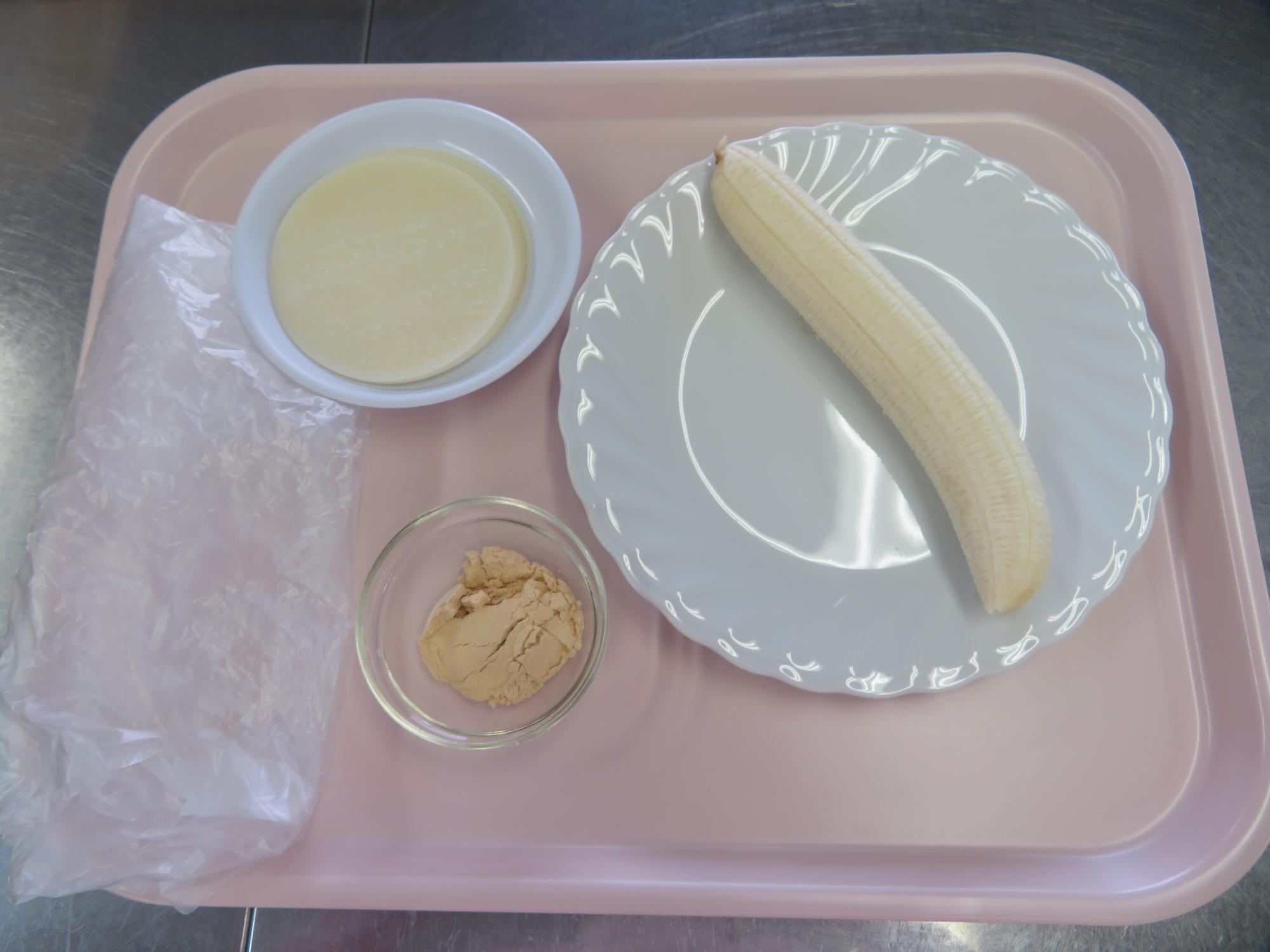 バナナスティックパイの材料の写真