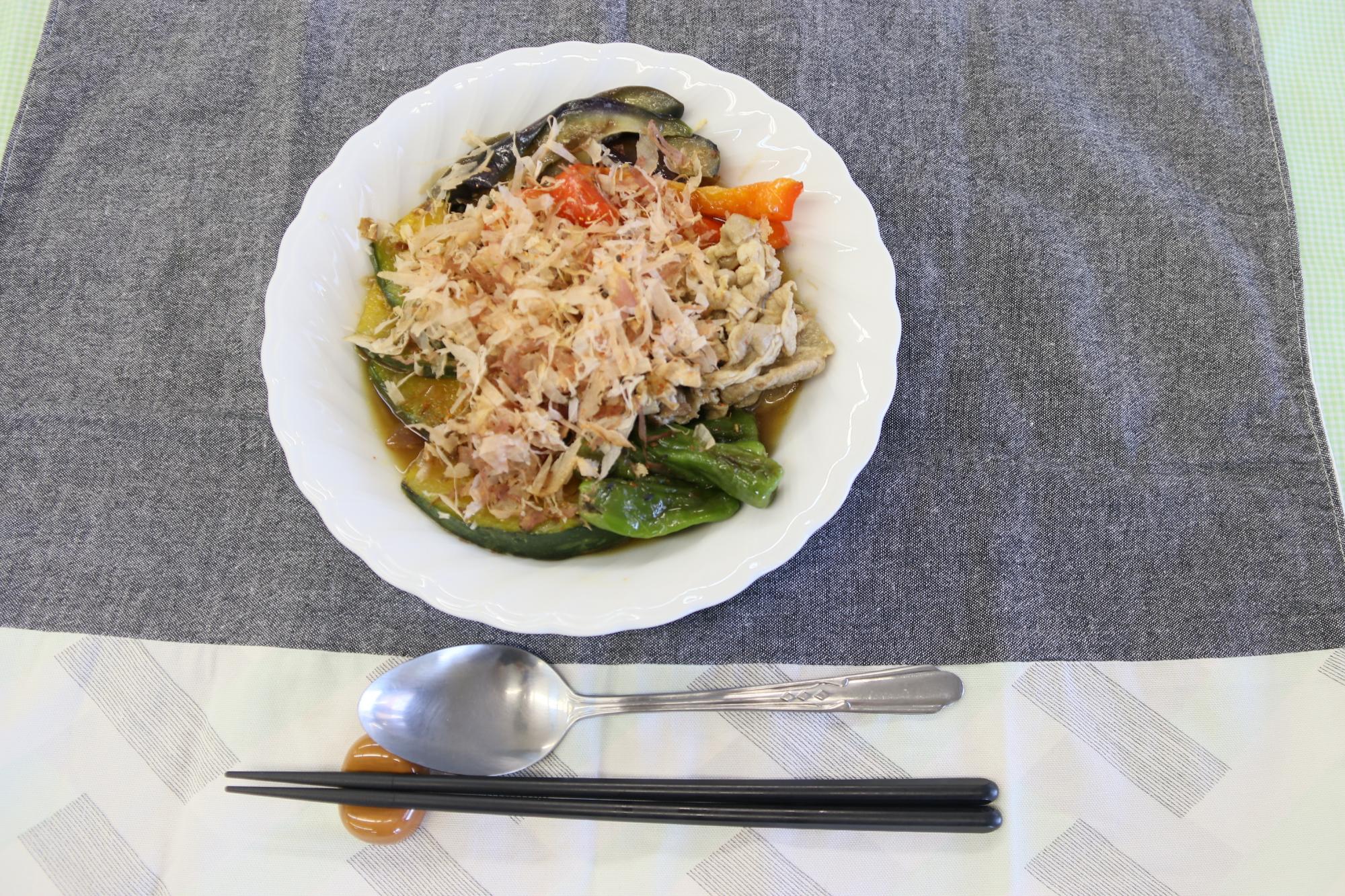 豚肉と野菜の焼き浸しの出来上がり写真