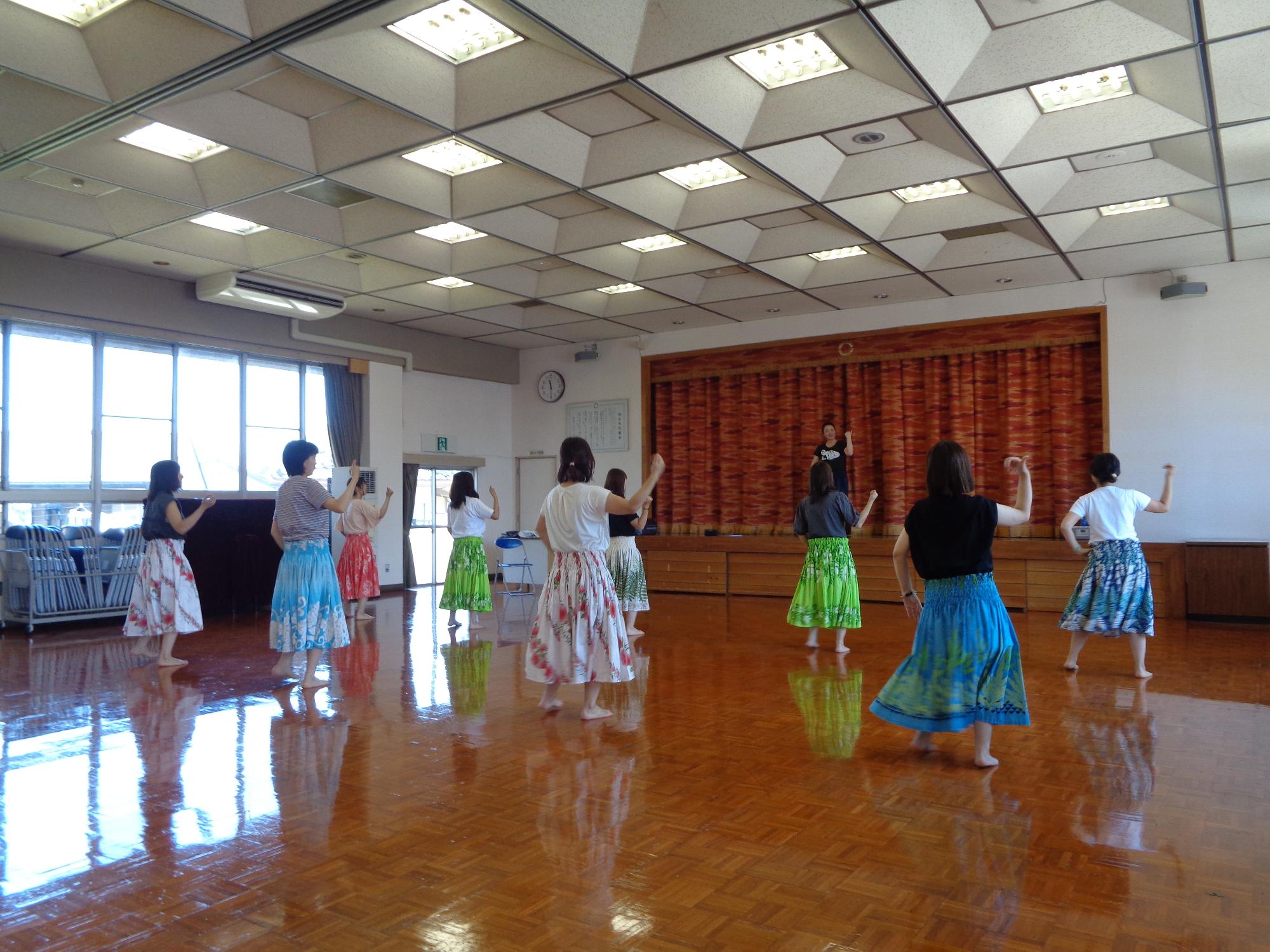 ハワイアン・フラ