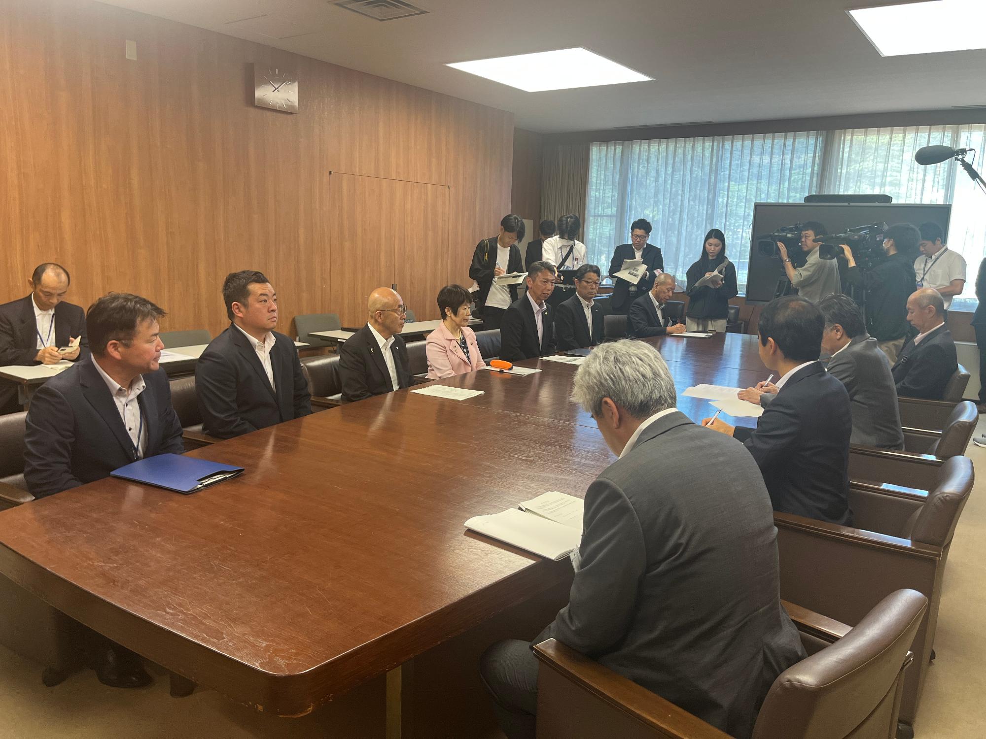 スケート施設県知事要望