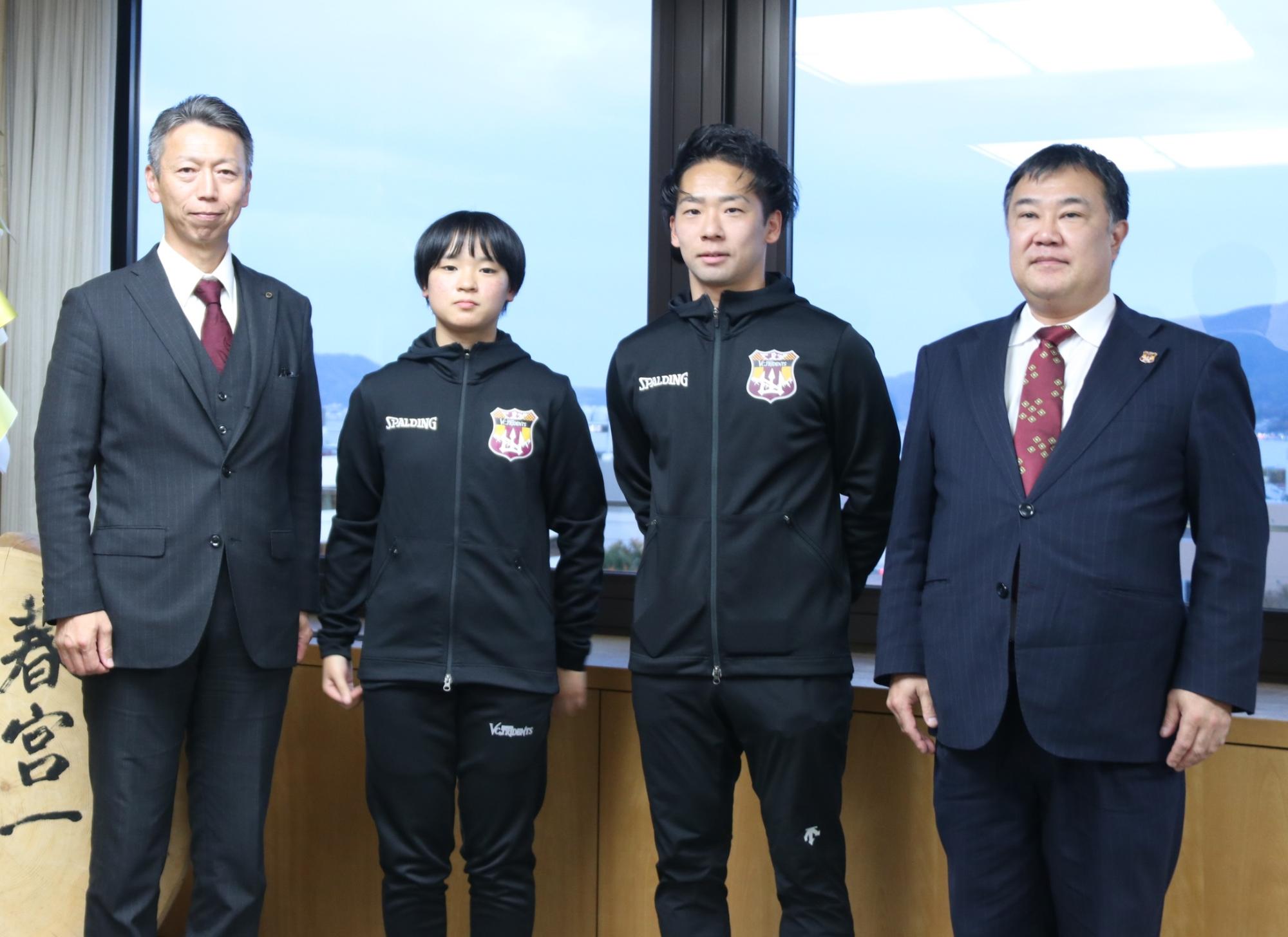 VCトライデンツ岡谷U15表敬訪問